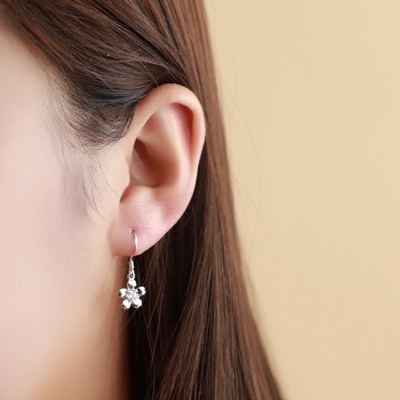 Creative rose flower temperament earrings female simple cute sweet Japanese ear hook small earring ear jewelry